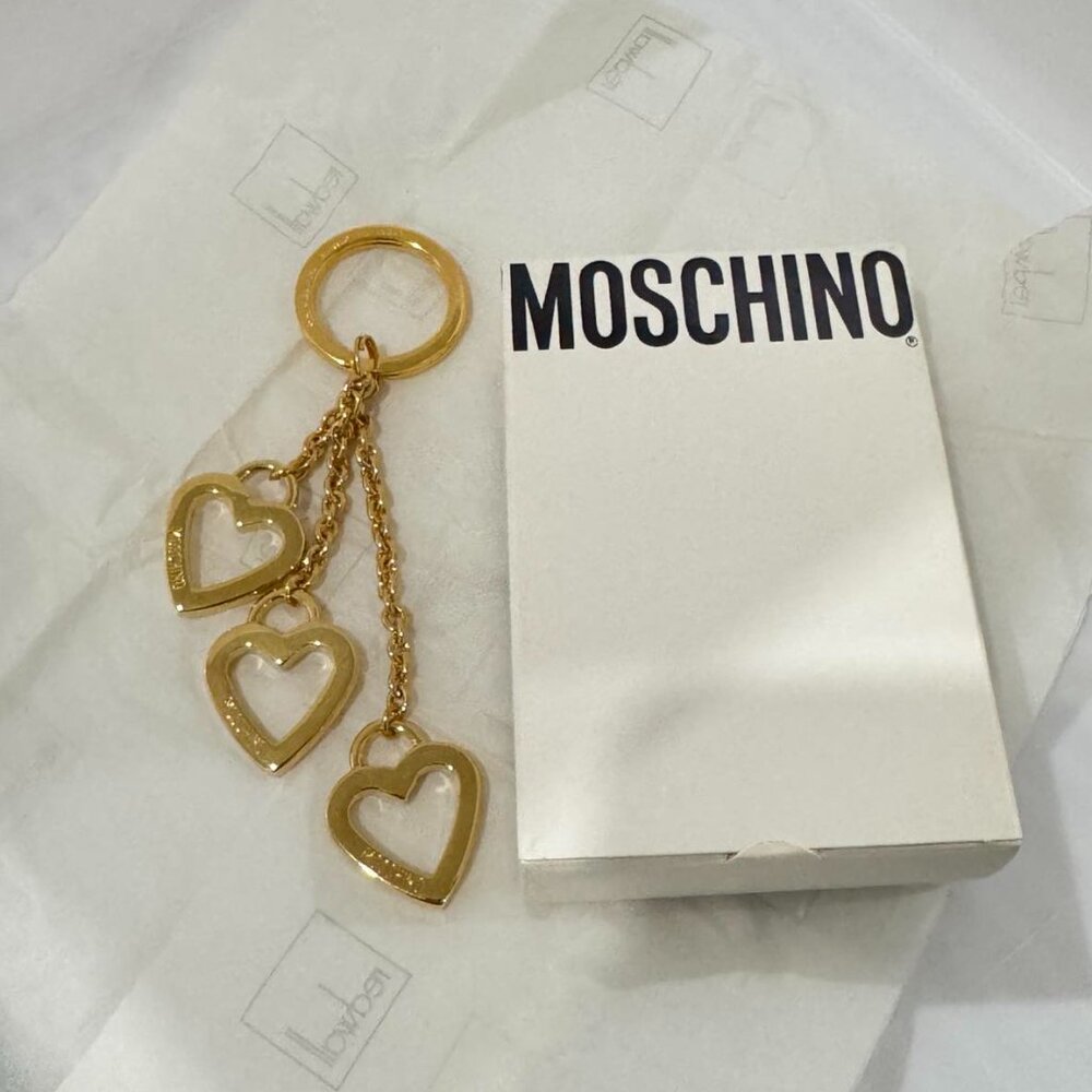 NWT Vintage Moschino Gold Toned Bag 3 Hearts Bag Charm